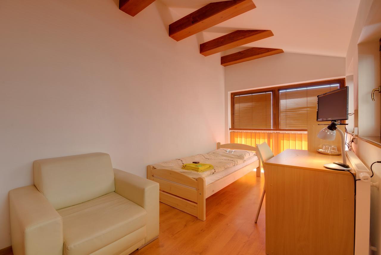101 Penzion Presov Exterior photo